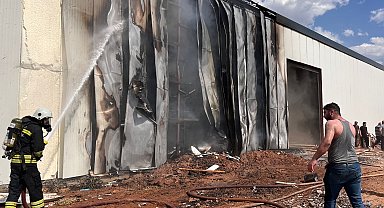 Mobilya fabrikasında yangın