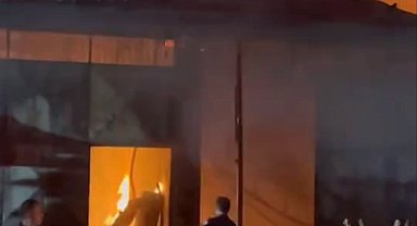 Mobilyacılar sitesindeki yangında 6 iş yeri zarar gördü