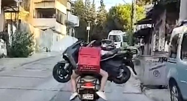 Motosikletle başka motosikleti taşıdılar