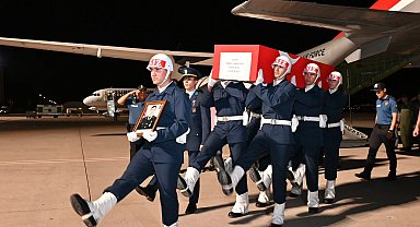 Oğlunun acısına dayanamayan şehit annesi, kalp krizi geçirdi