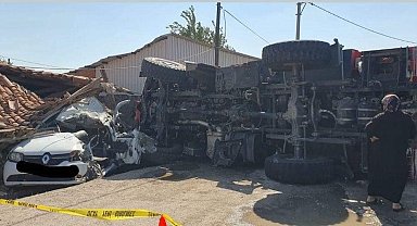 Orman yangınına giden arazöz, otomobilin üzerine devrildi: 3 yaralı