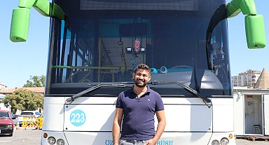 Otobüste fenalaşan yolcuyu, hastaneye yetiştirdi