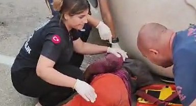 Otomobil ile traktör çarpıştı: 3 yaralı