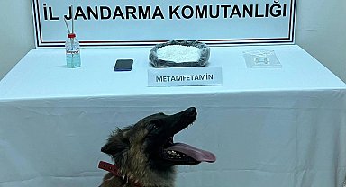 Otomobilde 1 kilo 150 gram metamfetamin ile yakalanan 2 şüpheli tutuklandı