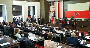 Özgür Özel: Meclis'i yeniden toplantıya çağırıyoruz