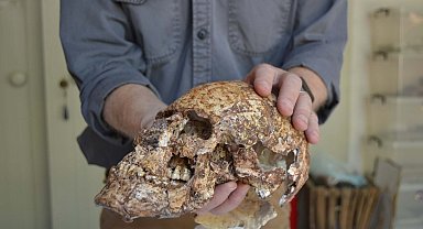 Sardes'te Lidyalılara ait 2 asker iskeleti bulundu