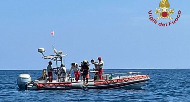 Sicilya'da batan yelkenli tekneden kayıp son kişinin cansız bedeni çıkarıldı