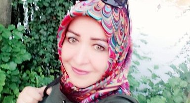 Sokak köpeklerine mama götürürken elektrikli bisikletine minibüsün çarpmasıyla öldü