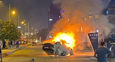 Takla atan otomobil alev alıp yandı; 2 yaralı