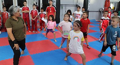 Tanınmadığı kentte, bilinmeyen sporla şampiyonlar yetiştirdi