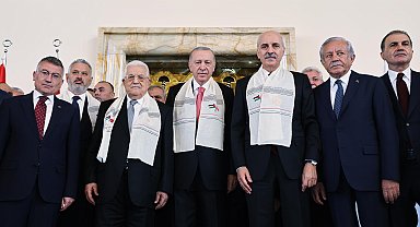 TBMM Başkanı Kurtulmuş, Filistin Devlet Başkanı Abbas ile görüştü