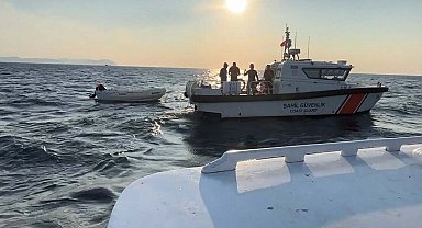 Teknesi motor arızası yapıp sürüklenince yardım istedi; kurtarıldı