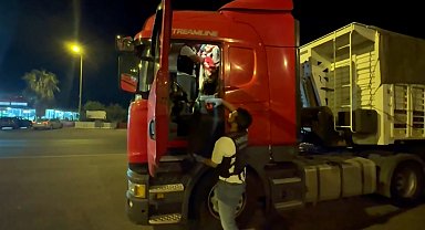 TIR'ında 46 kilo esrar çıkan şoför: Teslim edip, para alacaktım