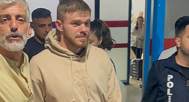 Trabzonspor'un yeni transferi Arseniy Batagov, Trabzon'a geldi