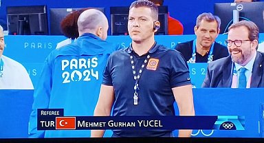 Türk güreş hakemliğinin gururu Mehmet Gürhan Yücel oldu