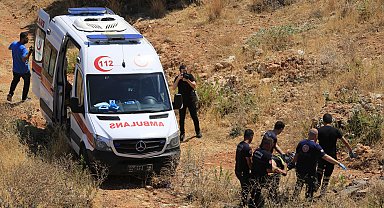 Tuvalet ihtiyacını gidermek isterken 30 metrelik uçuruma yuvarlandı