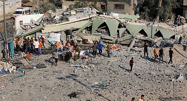 UNRWA: Han Yunus'a verilen tahliye emri sonrası 70 bin kişi yerinden edildi