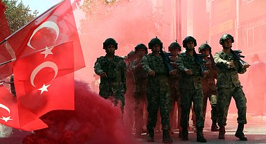 Van'da Zafer Bayramı coşkusu