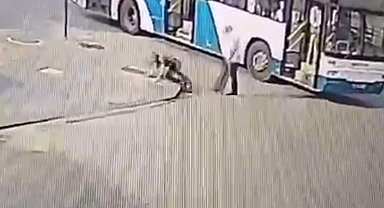 Yolcuyu otobüsten atan şoför: 20 yıl yattım, 20 yıl da senin için yatarım; olay kamerada