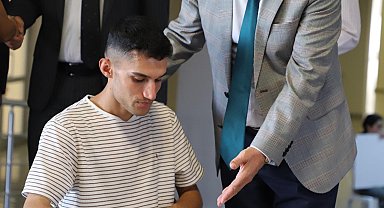 Yusuf Dikeç'in ikonik pozu, sınav sorusu oldu