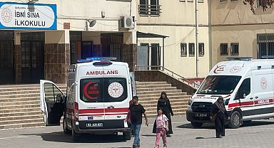 15 öğrenci, doğum günü pastasından zehirlendikleri şüphesiyle tedaviye kaldırıldı