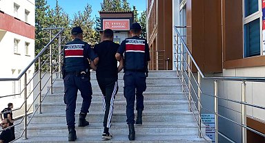 15 yıl hapisle aranan hükümlü, deniz otobüsünden inerken yakalandı