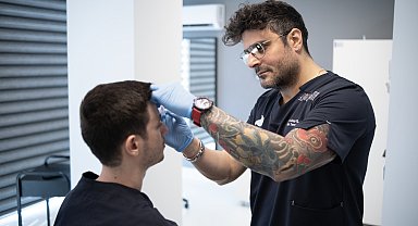 'Saç ekiminde yaş aralığı 20'li yaşlara kadar indi'