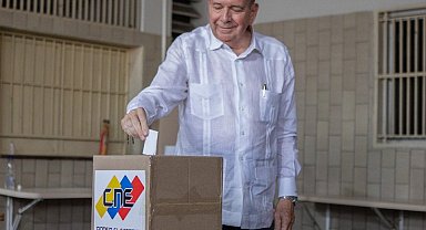 Almanya Dışişleri Bakanlığı: Venezuela'da demokrasi için üzücü bir gün