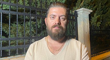 Arkadaşı otomobiliyle kaza yaptı, tamirci araçla ortadan kayboldu