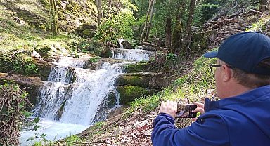 Ayazma Pınarı Tabiat Parkı'na binlerce ziyaretçi