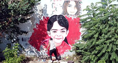 Azeri asıllı ressam, Narin'in resmini duvara çizdi