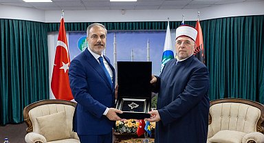 Bakan Fidan, Kosova İslam Birliği'ni ziyaret etti