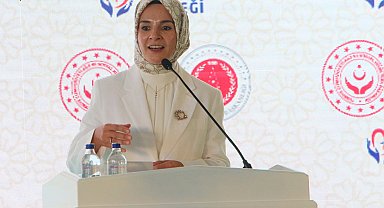 Bakan Göktaş: Aile ve Gençlik Fonu'ndan 3 bin 963 çift yararlandı