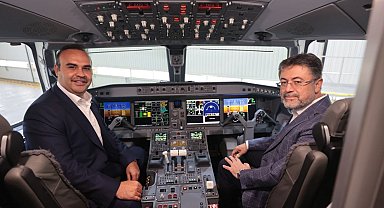 Bakan Kacır ve Bakan Yumaklı, Brezilya'daki Embraer uçak üretim tesisini ziyaret etti