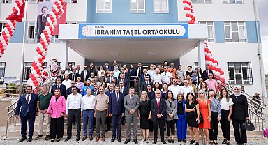 Bakan Tekin: Evrensel laiklik anlayışı ile bağdaşır, özgür bir Türkiye noktasındayız