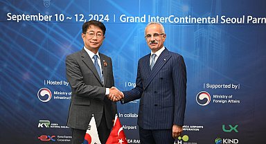 Bakan Uraloğlu, Güney Kore'de