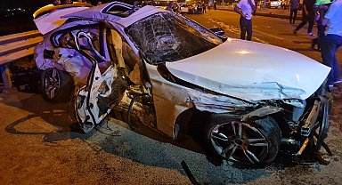 Batman'da iki otomobil çarpıştı: 1 ölü, 4 yaralı