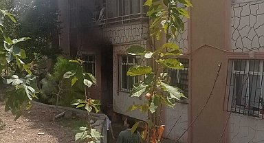 Binanın bodrum katında çıkan yangında 3 kişi dumandan etkilendi