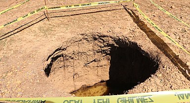 Bingöl'de yaylada oluşan çöküntüde inceleme; yer altı suyunun etkisiyle çökmüş