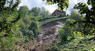 Çay hasadında heyelandan son anda kurtulmuş