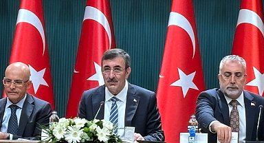 Cevdet Yılmaz: 2025'te enflasyonun yüzde 17,5 seviyesine inmesi hedefleniyor