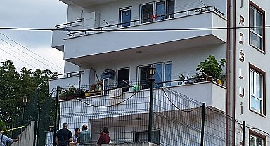 Eski eşini öldürüp, kendisi de oğluyla arbedede yaralanan şüpheli tedavisi sonrası tutuklandı