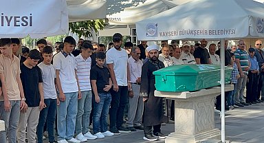 Eski sevgilisinin öldürdüğü Hatice, son yolculuğuna uğurlandı