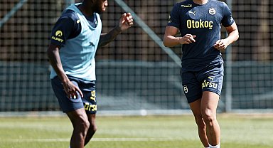 Fenerbahçe'de Kasımpaşa mesaisi sürüyor