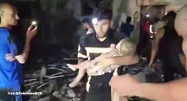 Filistin Kızılayı: İsrail'in sivillerin sığındığı kampa düzenlediği saldırıda 1 kişi öldü, 3 kişi yaralandı