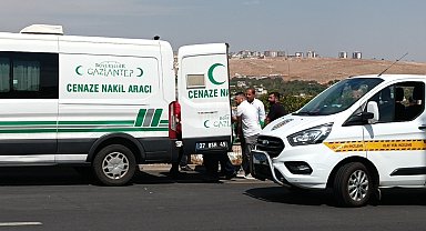 Gaziantep'te bariyerlere çarpan motosikletin sürücüsü öldü