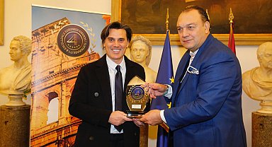 Immobile, Hüseyin Yücel ve Santarelliı'ye 'mükemmellyet' ödülü