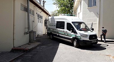 İş yerinin önünde pompalı tüfekle vurularak öldürüldü