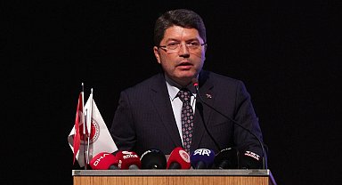 İstanbul - Adalet Bakanı Tunç: Özgür Özel'in, parmak sallayanlara destek bildirmesi talihsizliktir