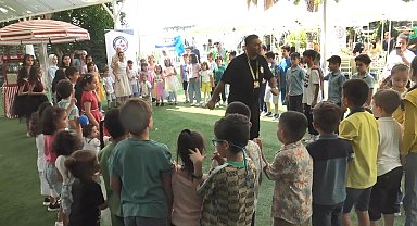 İstanbul - Avcılar'da yeni eğitim öğretim yılı öncesi çocuklar doyasıya eğlendi